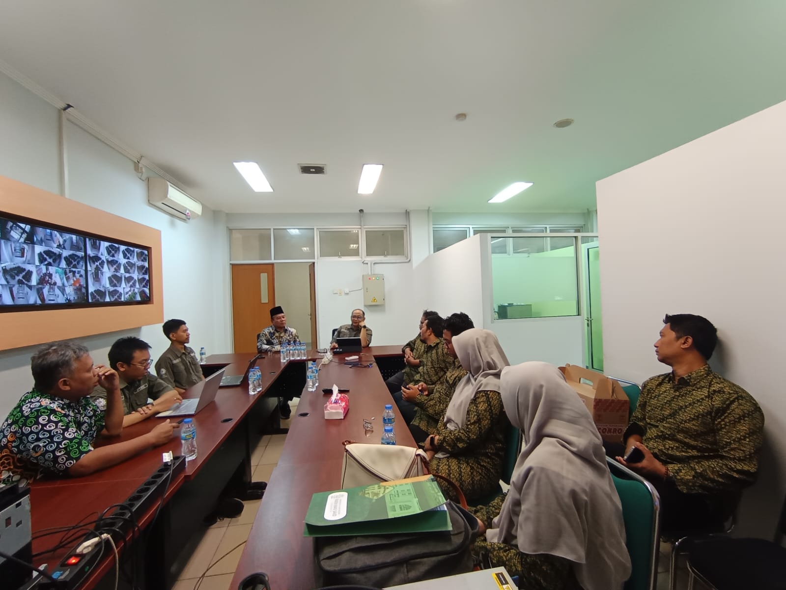 Kunjungan PTIPD UIN Surakarta ke PTIPD UIN Bandung, Bahas Adopsi Aplikasi dan Kolaborasi Pengembangan ICT